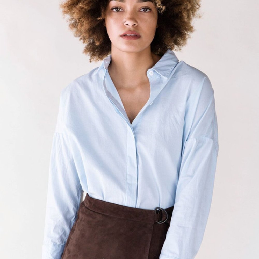 Esby Stella Button-Down in Sky Blue NWT